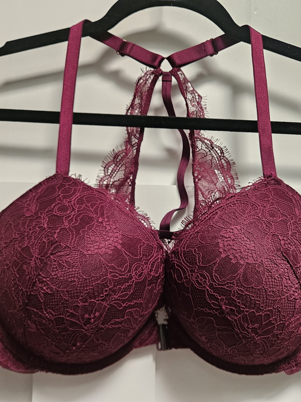 NWOT Victoria's Secret Very Sexy Pushup Bra With Adjustable Racerback 38D
